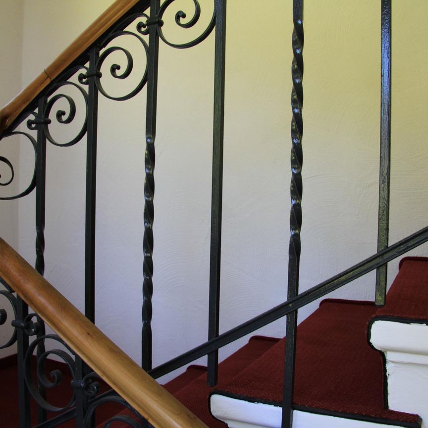 Magnifique 5.5 pièces de standing, en attique et en duplex avec grande terrasse à 360° et vue spectaculaire. - Photo 1