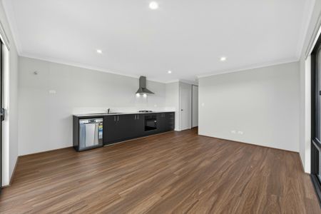 Brand New Two Bedroom Dual Living Property! - Photo 4