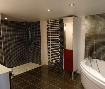 Location Appartement 4 pièces 147m² ST JULIEN LES VILLAS 10800 - Photo 3