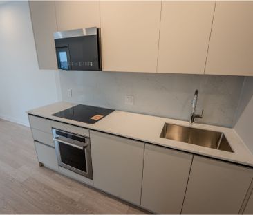 For Lease - 3250 Carding Mill Trail Unit# 515, Oakville, Ontario - Photo 4