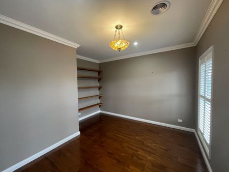 Craftsmen Built Home in Seven Creeks! - Photo 3