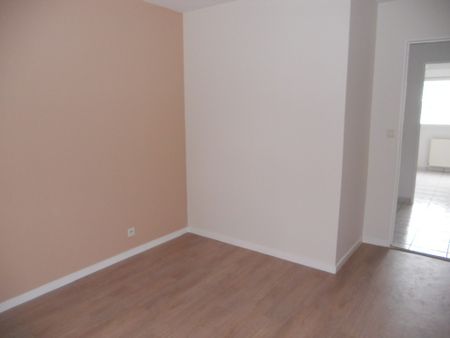 ST AVE- Centre-ville- appartement T3 - Photo 2