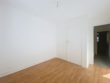 Location Appartement 2 pièces 56m² PORTES LES VALENCE 26800 - Photo 4