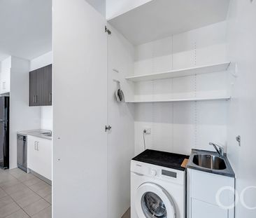 Open the Door to Effortless Living - Photo 3