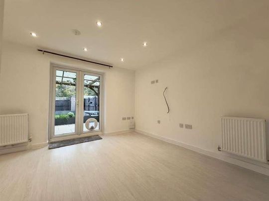 Abram Close, Lancaster, LA1 - Photo 1