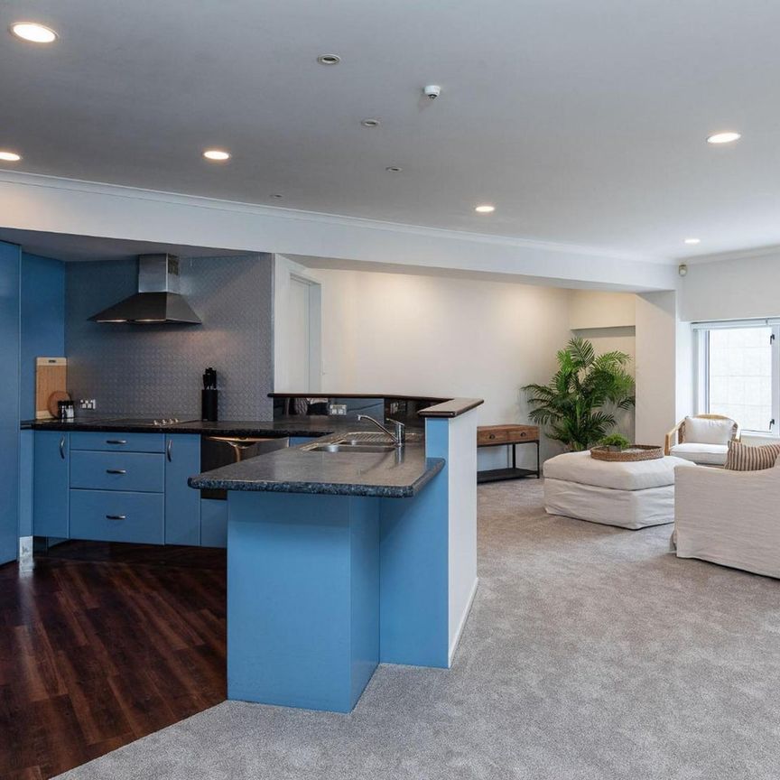 Central New Plymouth Apartment - Photo 1