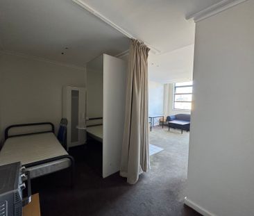 Prime 1-Bedroom Apartment in Melbourne CBD – Location, Convenience,... - Photo 1