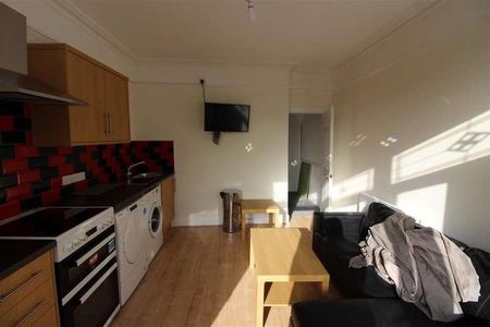 Devonshire Road, **student Apartment** Student Apartment **, Southampton, SO15 - Photo 5