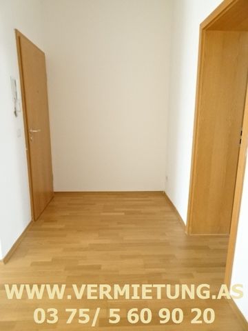 Großzügig für Individualisten mit Dachterrasse - Photo 2