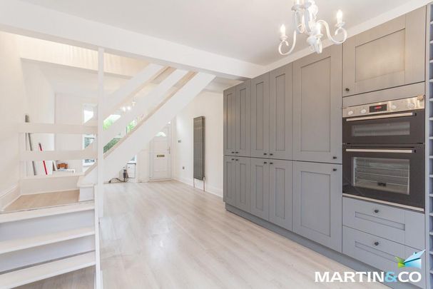 2 bedroom terraced house to rent - Photo 1