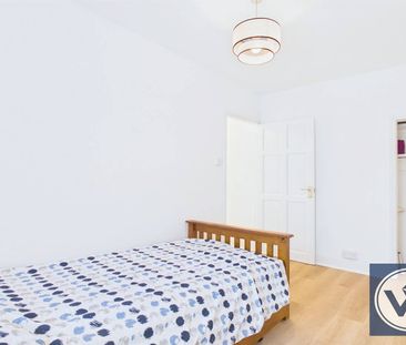 House to Rent: Brickfield Lane, UB3 - Photo 1