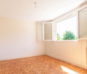 Location Appartement 4 pièces 66m² - Photo 6