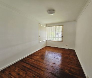 WRIGHT AT HOME - THREE BEDDER - Photo 4