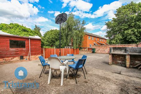 1 bed Shared House for Rent - Photo 3