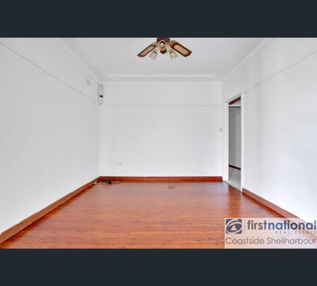 22 Addison Avenue, Lake Illawarra, NSW 2528 - Photo 1
