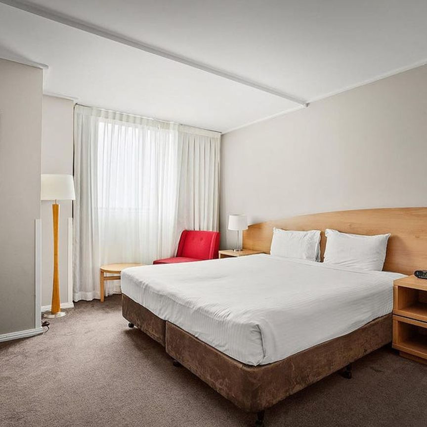 Fully Equipped 1br Apartment with Hotel-Style Amenities - Photo 1