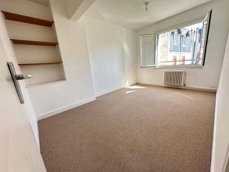 Appartement 4 pièces - - Photo 2