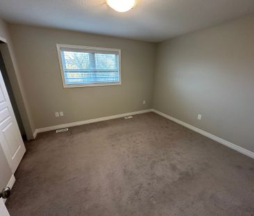 For Lease - 7768 Ascot Circle Unit# 25, Niagara Falls, Ontario - Photo 4