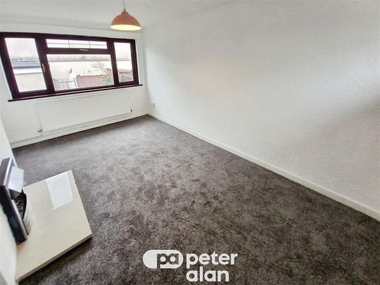 Caswell Close, Hirwaun, ABERDARE - Photo 1