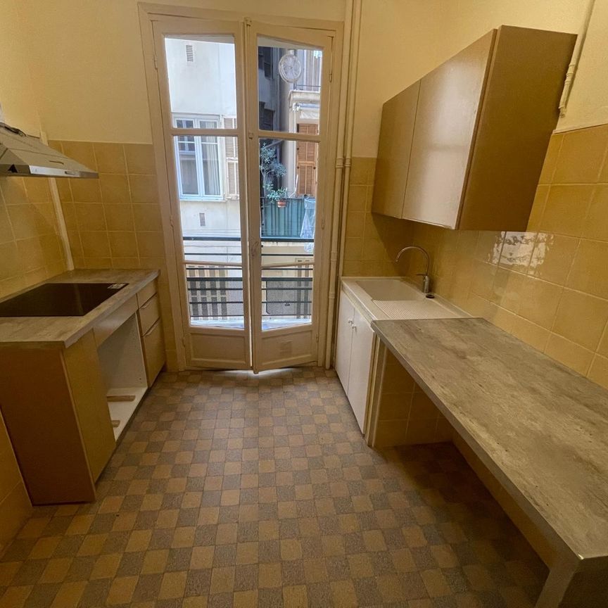 Location Appartement 4 pièces 82m² NICE 06000 - Photo 1