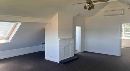 Kerr Street-Harbour Views - Photo 3