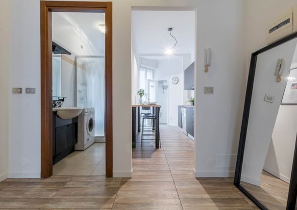 Wonderful single room in Via Renato Fucini