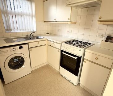 1 bedroom semi-detached house to rent - Photo 3