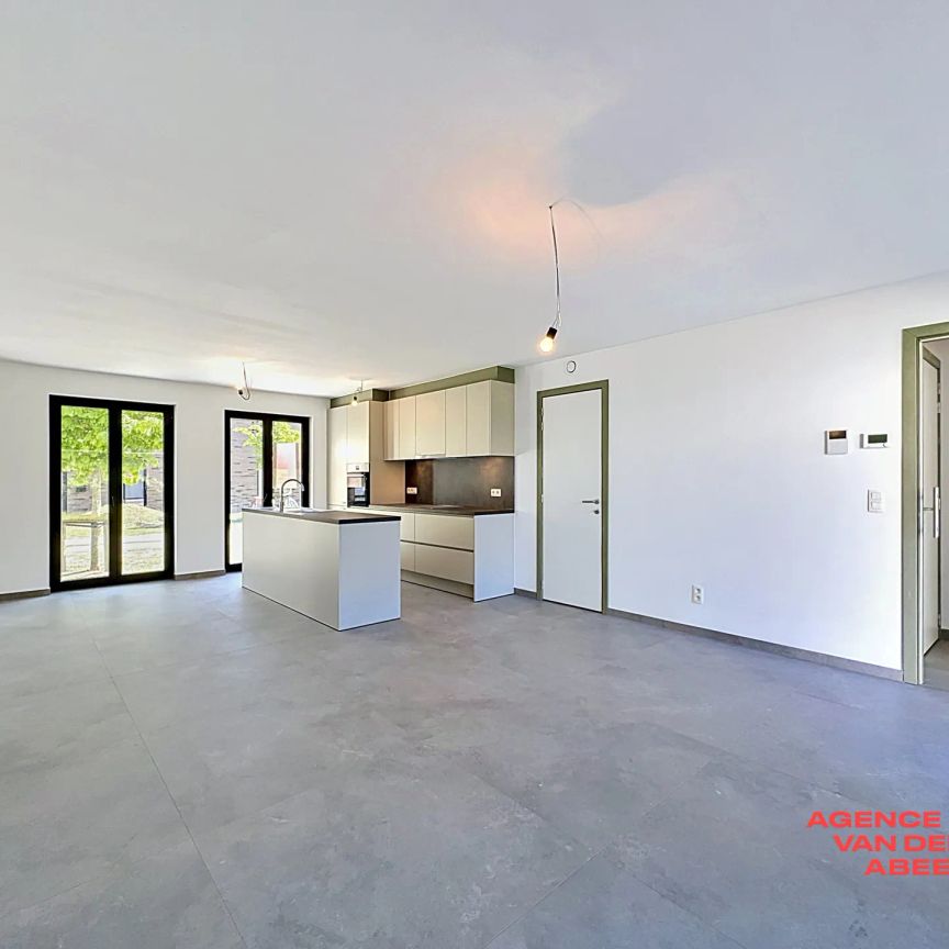 Nieuwbouwappartement met tuin, gelegen in het hart van Brugge. - Photo 1
