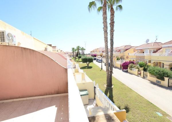 Adosado en la Regia . Temporada larga.