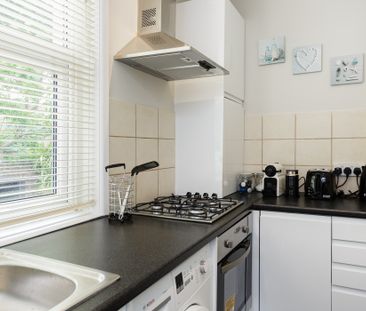 2 bedroom apartment to rent Orchard Road, Southsea, PO4 - Photo 3