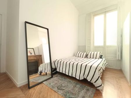 Calle de las Fuentes, Madrid, Community of Madrid 28013 - Photo 2