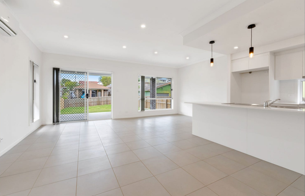 Walking distance to parks and shops. - Photo 1