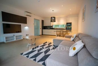 Luxury Villa for rent in Cap Martinet, Spain