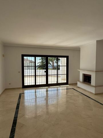 Alquiler de chalet adosado en Urbanizacion Puerto de los Almendros, 52 C - Photo 4