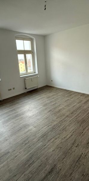 2-Raum-Wohnung in zentraler Lage zu vermieten - Photo 1