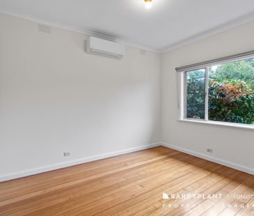 PRIME LOCATION IN TEMPLESTOWE LOWER - Photo 1