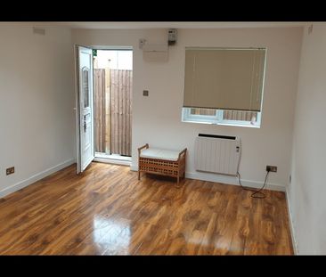 Studio Flat, Watford Way, NW4 - Photo 5