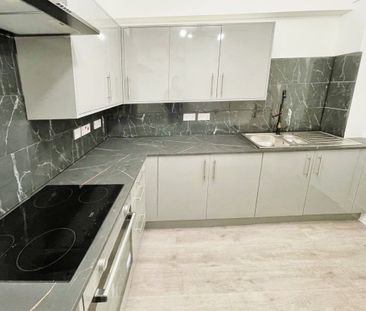 Mount Pleasant Road, EBBW VALE - Photo 5