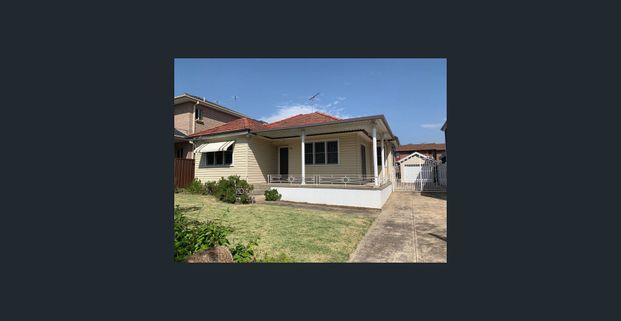 Charming 3-Bedroom Home in a Convenient Location - Photo 1