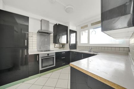 3 bedroom apartment to rent - Photo 4