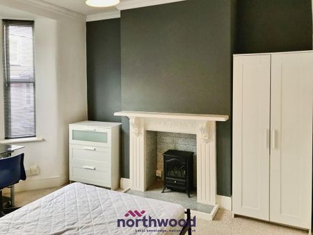 4 bedroom terraced house to rent - Photo 4