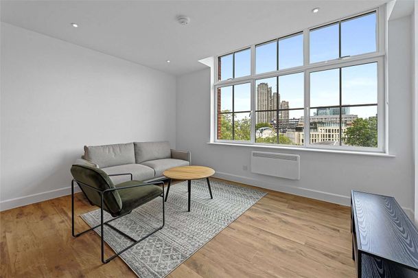 West Smithfield, London, EC1A 9HX - Photo 1