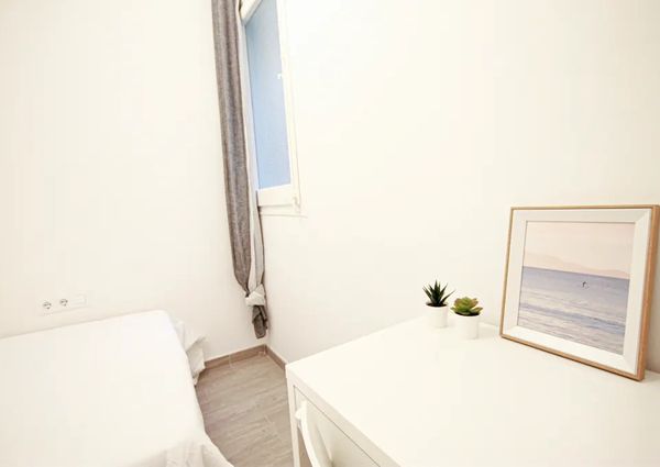 Gran Via de les Corts Catalanes, Barcelona, Catalonia 08013