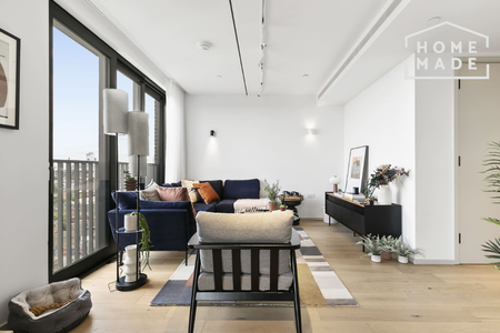 3 bedroom flat to rent - Photo 4