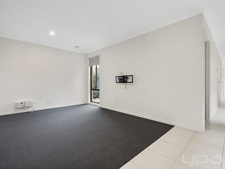 Spacious Living in Melton West - Photo 3