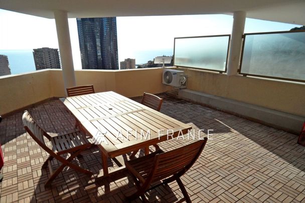 Boulevard Guynemer, magnifique studio meublé en étage élevé da - Photo 1