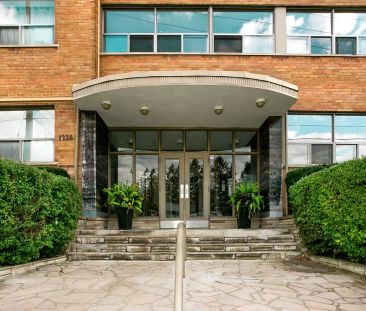 1220 Bayview Avenue — 1 Bedroom - Photo 3