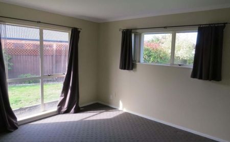 Family Friendly Living in the Heart of Halswell! - Photo 4
