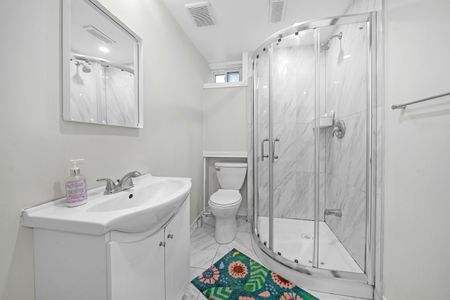 For Lease - 31 Lochinvar Crescent Unit# Bsmt, Toronto, Ontario - Photo 2