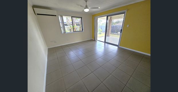 4 Bedroom Brick Home in convenient location - Photo 1